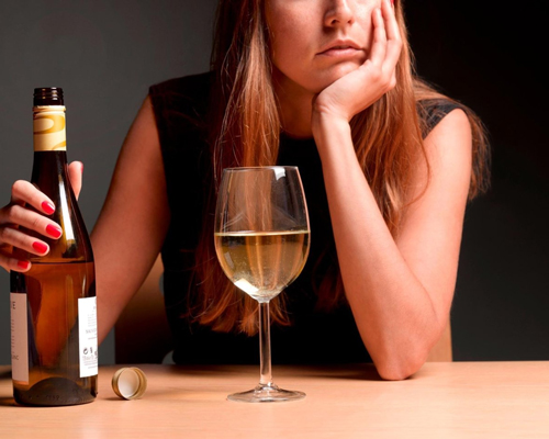 Анонимное лечение женского алкоголизма в Жиздре
